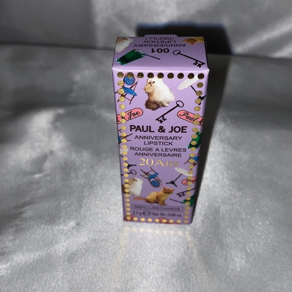 Paul & Joe anniversary lipstick 001 - Picture 2 of 7